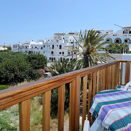 Hotel Delfini Adamantas  Exterior photo